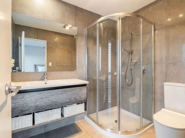 Townhouse for rent in Ōrewa, Hibiscus and Bays