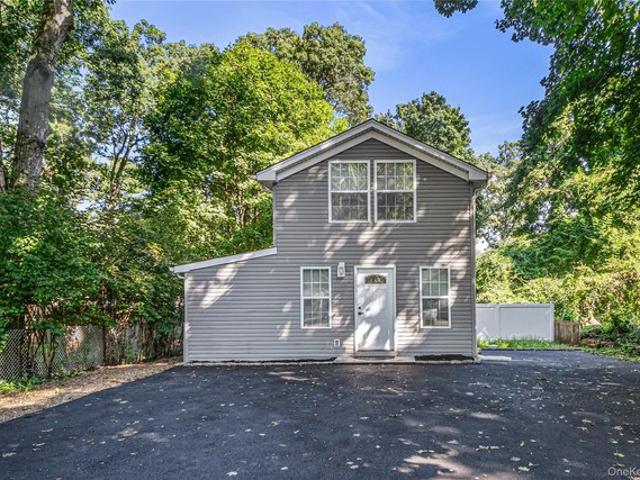 House for sale in Centereach, New York