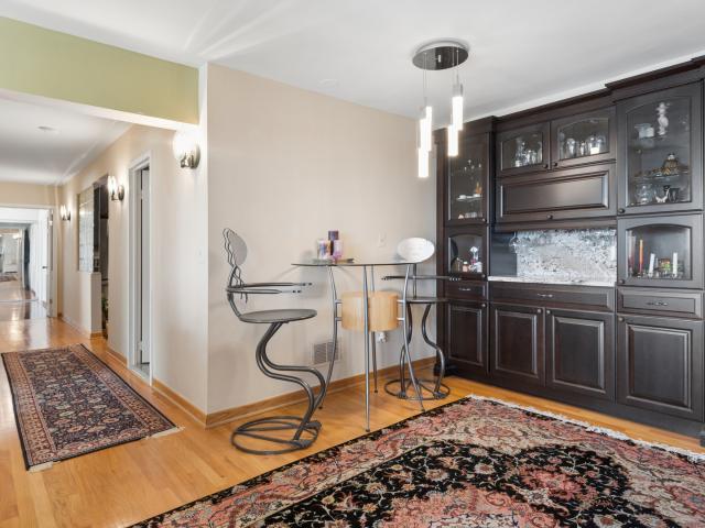 Condo for sale in Chicago Park, Illinois