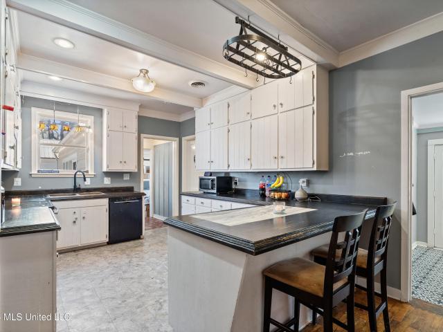 House for sale in Holly Springs, Mississippi