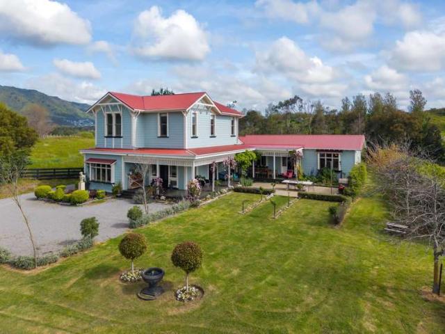 Property for sale in Peka Peka, Kāpiti Coast District