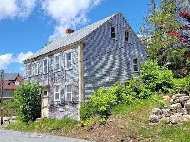 House for sale in Lunenburg, Nova Scotia