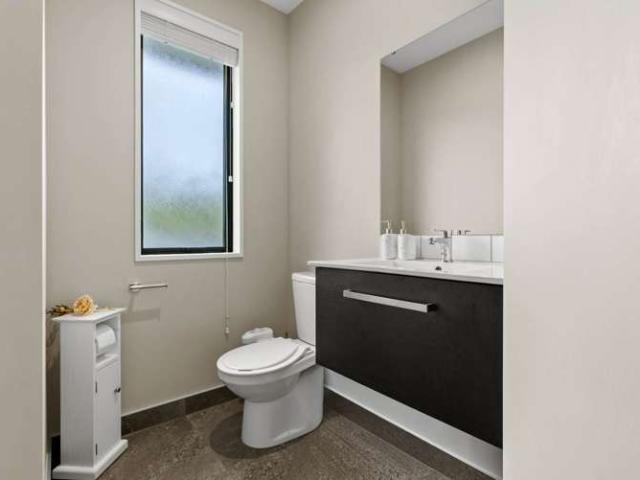 Property for sale in Awhitu