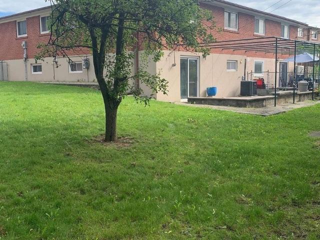 House for rent in Woodbridge, Vaughan