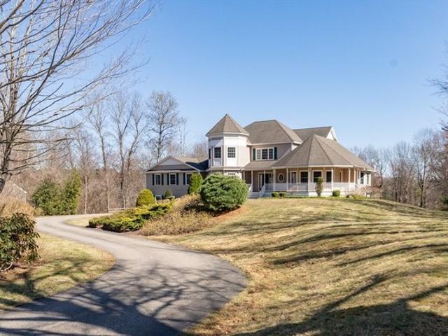 House for sale in Leicester, Massachusetts