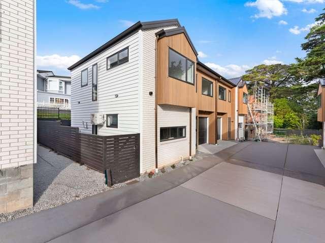 House for sale in Papakura