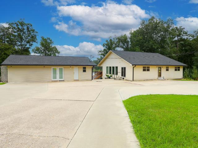 House for sale in Newton, Texas
