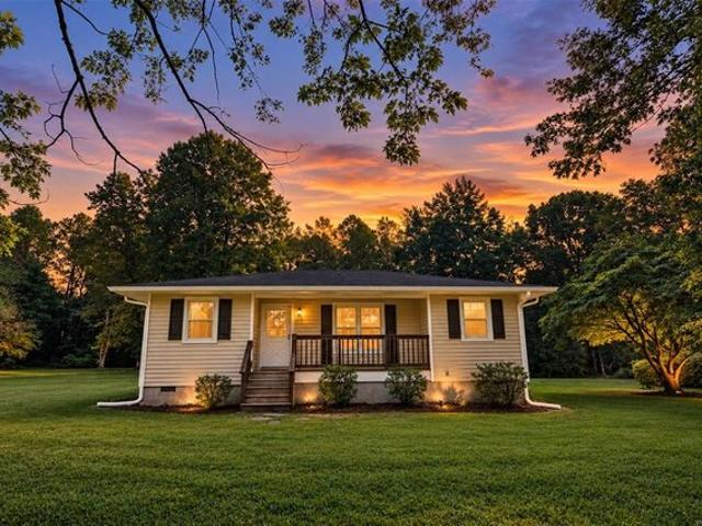 House for sale in Shacklefords, King and Queen County