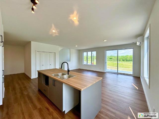 Apartment for rent in Sorel-Tracy, Montérégie