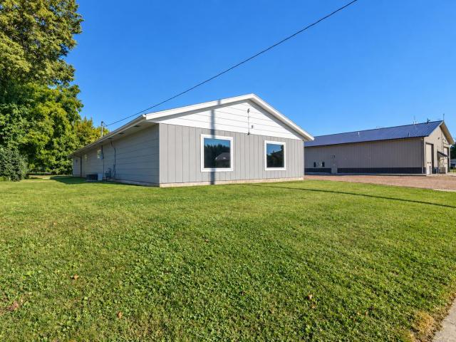 Property for rent in Le Center, Minnesota