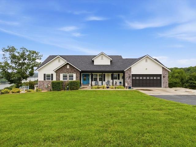 House for sale in Stone, Missouri