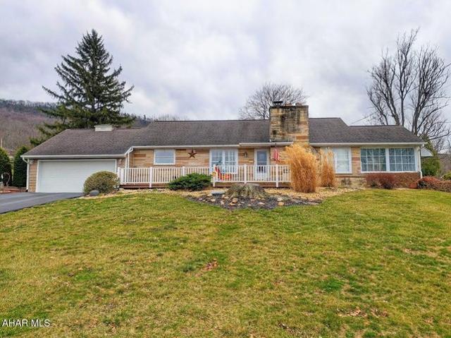 House for sale in Bedford, Pennsylvania