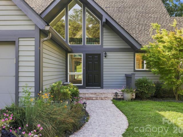 Condo for sale in East Flat Rock, North Carolina