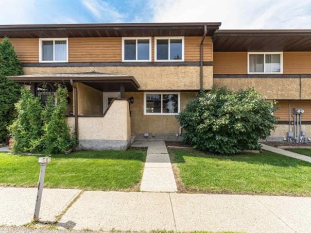 Townhouse for sale in Wedgewood, Alberta