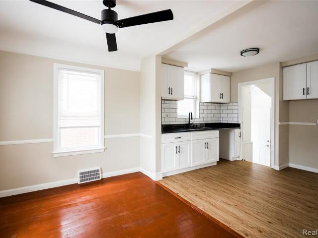 House for sale in Eastpointe, Michigan