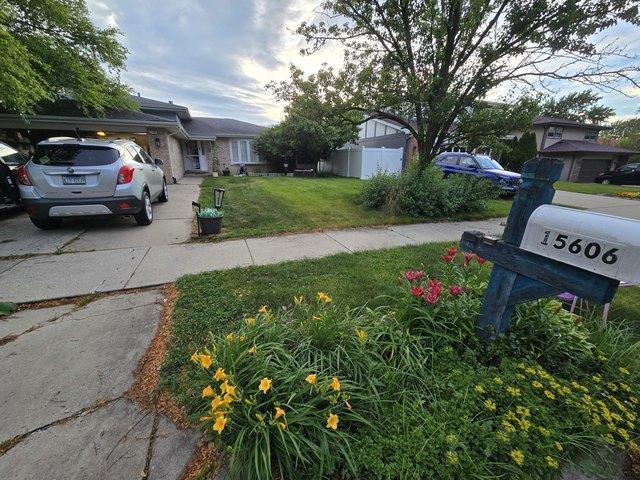 House for sale in Oak Forest, Illinois