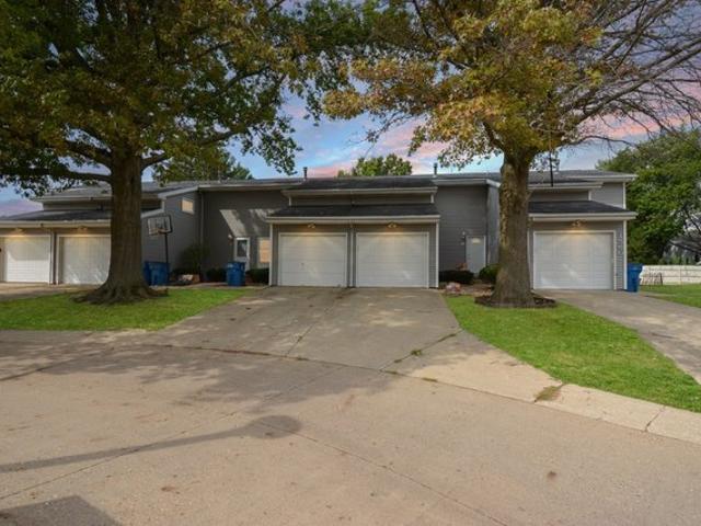 Condo for sale in Normal, McLean County