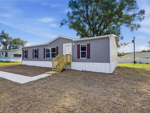 House for sale in Anthony, Florida