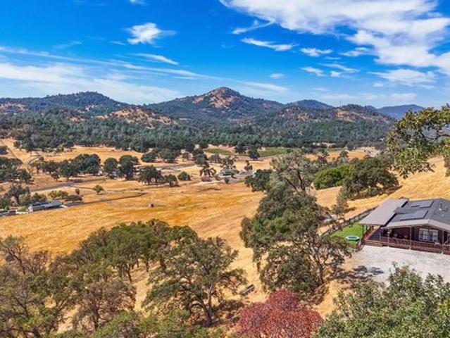 House for sale in Angels Camp, California