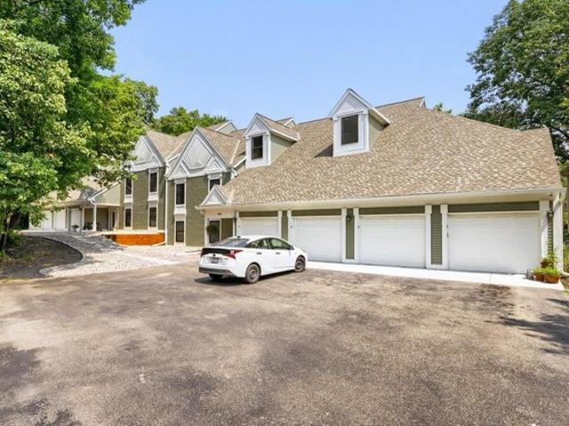 Condo for sale in Hennepin, Minnesota