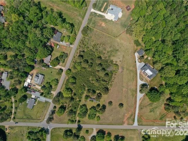 House for sale in Mecklenburg, North Carolina