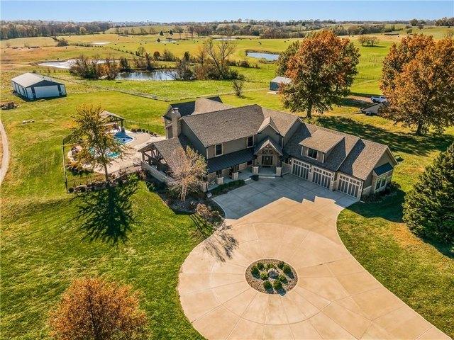 House for sale in Kearney, Missouri
