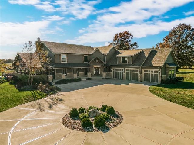 House for sale in Kearney, Missouri