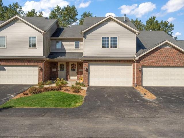 Townhouse for sale in Dyer, Indiana