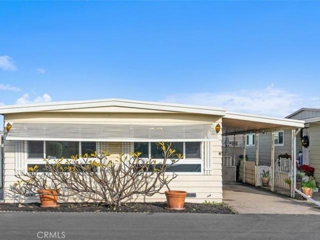 House for sale in Midway City, California