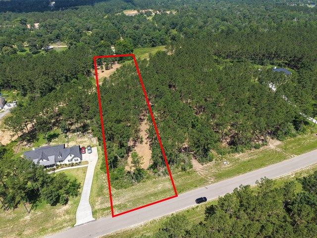 Land for sale in Willis, Texas