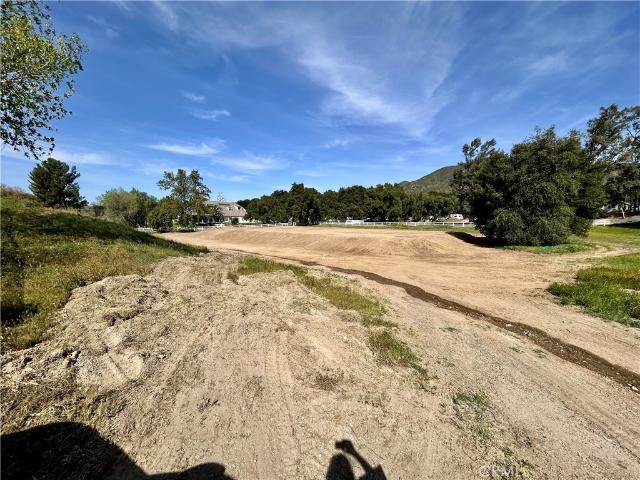 Land for sale in Canyon Country, California