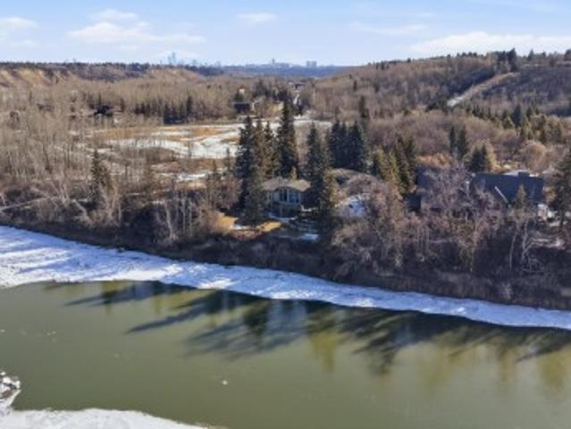 House for sale in Wedgewood, Alberta
