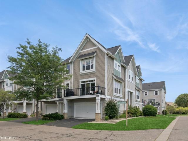 Townhouse for sale in Apple Valley
