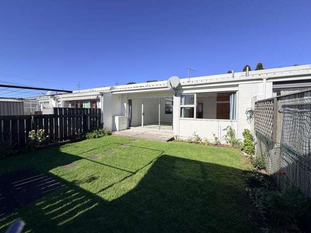 Apartment for rent in Hillsborough, Taranaki