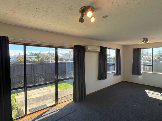 House for rent in Chaslands, Canterbury