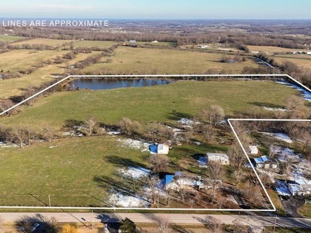 Farm for sale in Buffalo, Missouri
