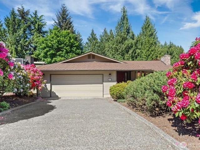 House for sale in Mill Creek, Washington