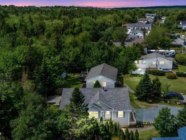 House for sale in Alderwood Village, Lakeside