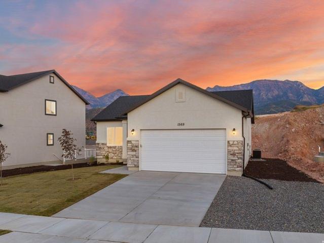 House for sale in Santaquin, Utah