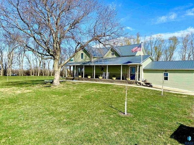House for sale in Rock, Minnesota