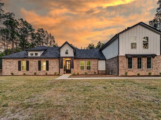 House for sale in Willis, Texas