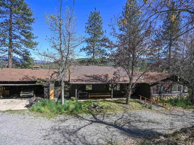 House for sale in Fort Jones, California