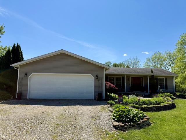 House for sale in Hope, Indiana