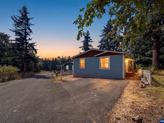 House for sale in Oregonia
