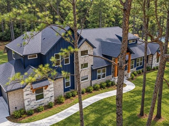 House for sale in Willis, Texas