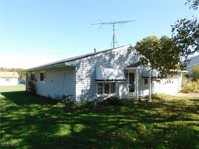 House for sale in Middlefield, Ohio