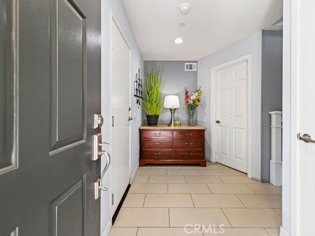 Townhouse for sale in Granada Hills, Granada Hills North Neighborhood Council District