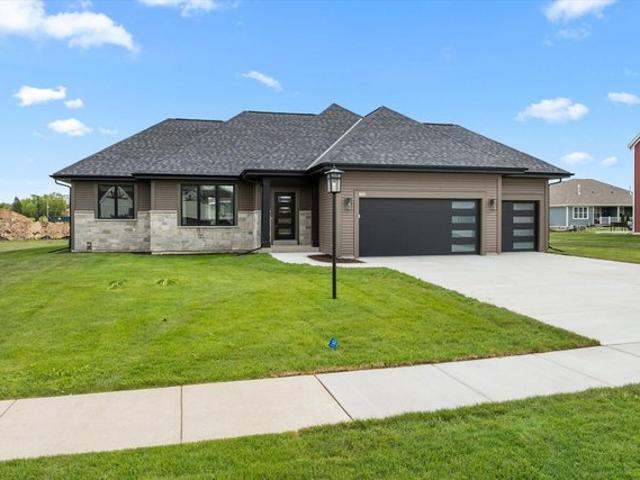 House for sale in Mukwonago, Wisconsin