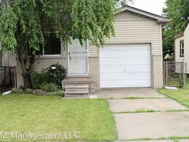 House for rent in Lincoln Park