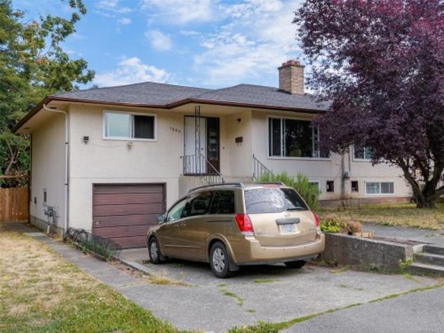 House for sale in Saanich, British Columbia